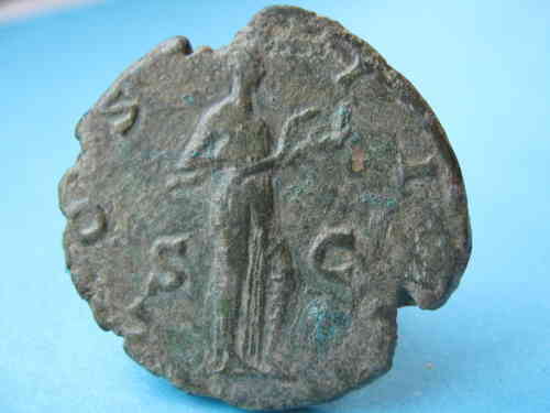 Hadrianus As - Salus - COS III