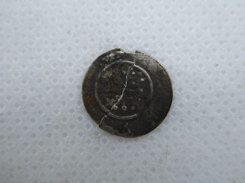 Lot mit Geza II. (U.70) und Bela III. (U.94 - selten) - durchgebrochene Münzen!